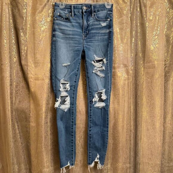American Eagle The Luxe Skinny Distressed Jegging Jeans Soft Stretchy Size 4 - Picture 1 of 7
